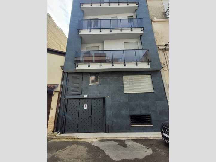 Trilocale in Vendita a Altamura, zona ZONA VIA VITT. VENETO, 295'000€, 108 m²