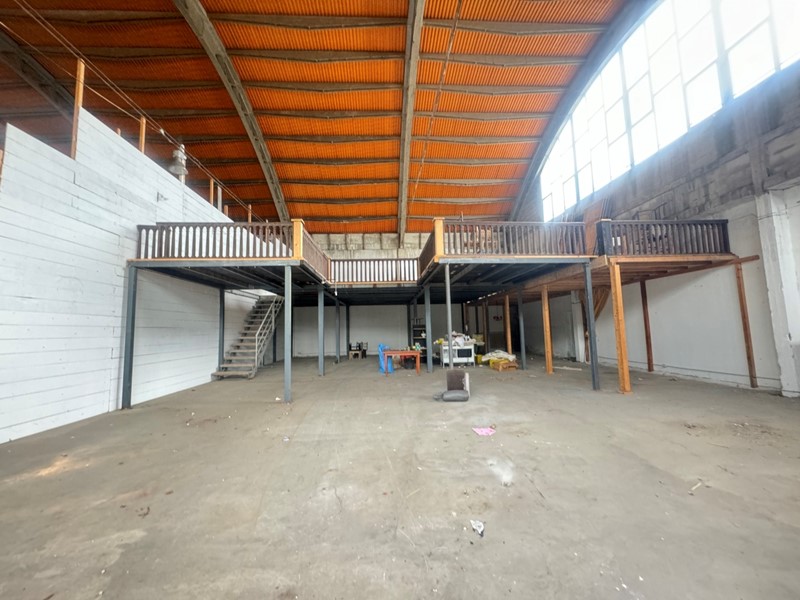 Capannone in Affitto a Pietrasanta, 2'500€, 250 m²