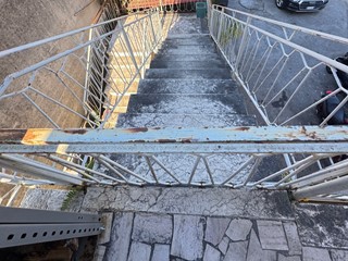 Appartamento in Vendita a Pietrasanta, 280'000€, 200 m², arredato