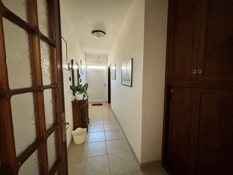 Casa Indipendente in Vendita a Porto Torres, 290'000€, 280 m², con Box