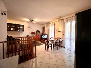 Bilocale in Vendita a Cesena, 125'000€, 56 m², arredato, con Box