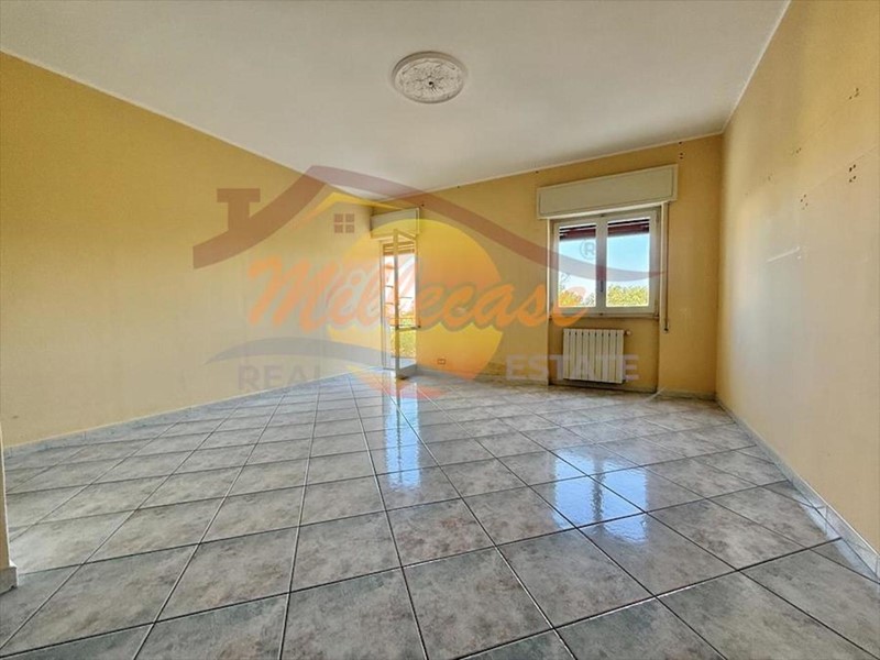 Appartamento in Vendita a Siracusa, zona Scala Greca, 144'000&euro;, 135 m²