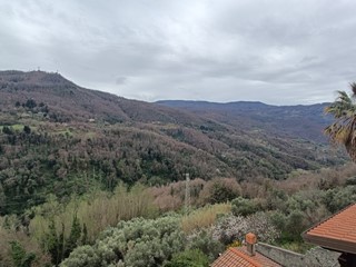 Appartamento in Vendita a Conflenti, 100'000€, 135 m²