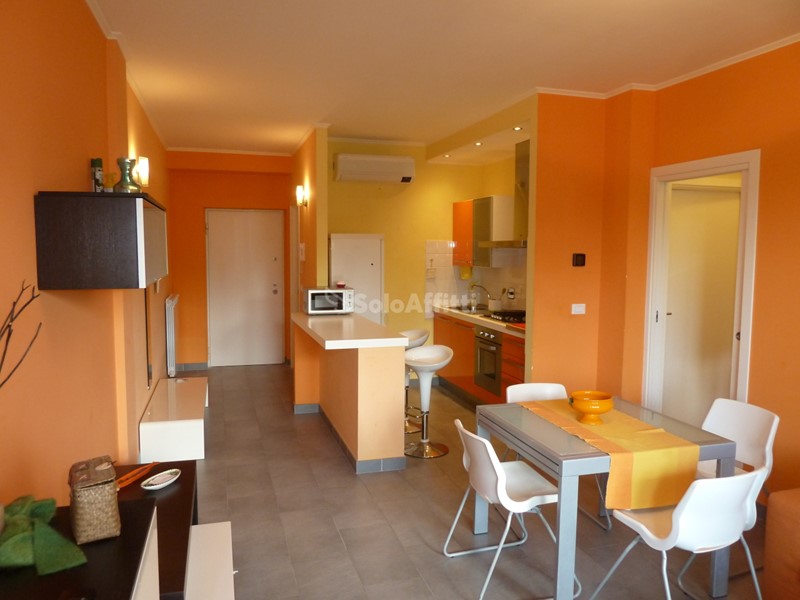 Quadrilocale in Affitto a Sanremo, 930€, 85 m², arredato