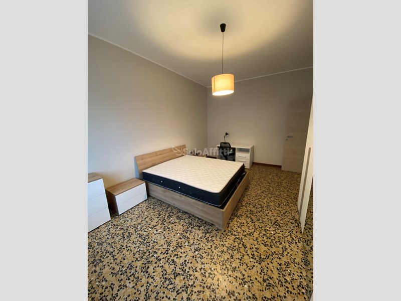 Stanza in Affitto a Novara, zona Cittadella Santa Rita, 440€, 75 m²