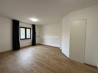 Ufficio in Affitto a Latina, 350€, 20 m²