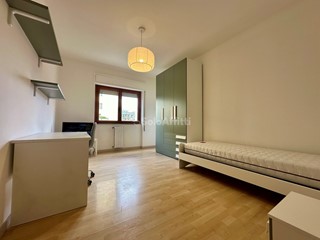 Stanza in Affitto a Latina, 330€, 15 m², arredato