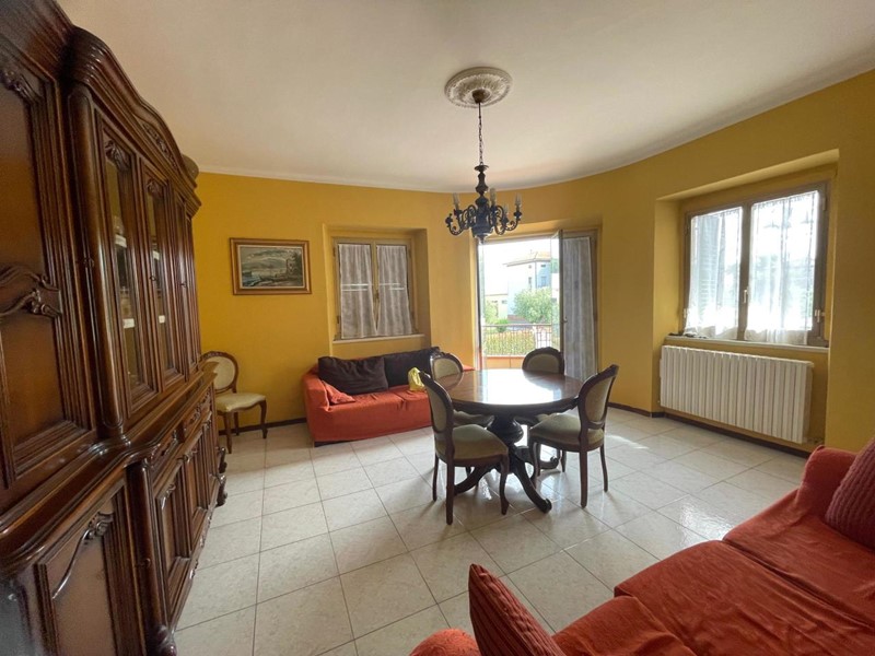 Quadrilocale in Vendita a Castelbellino, 70'000€, 75 m²