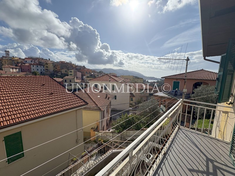 Casa Indipendente in Vendita a La Spezia, zona Pitelli, 149'000&euro;, 125 m²