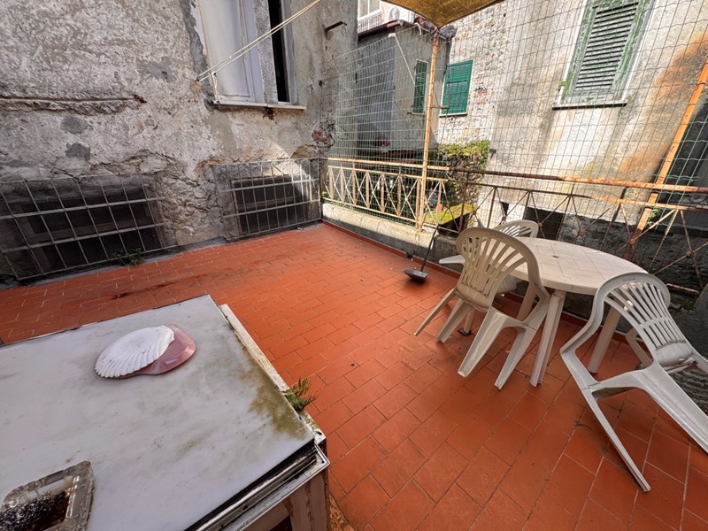 Casa Semi Indipendente in Vendita a Santo Stefano di Magra, 63'000€, 80 m²