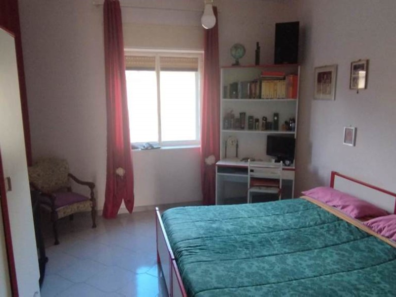 Appartamento in Vendita a Siracusa, zona PANAGIA, 98'000&euro;, 134 m²