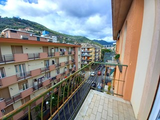 Appartamento in Vendita a Recco, zona Centro, 265'000€, 101 m²