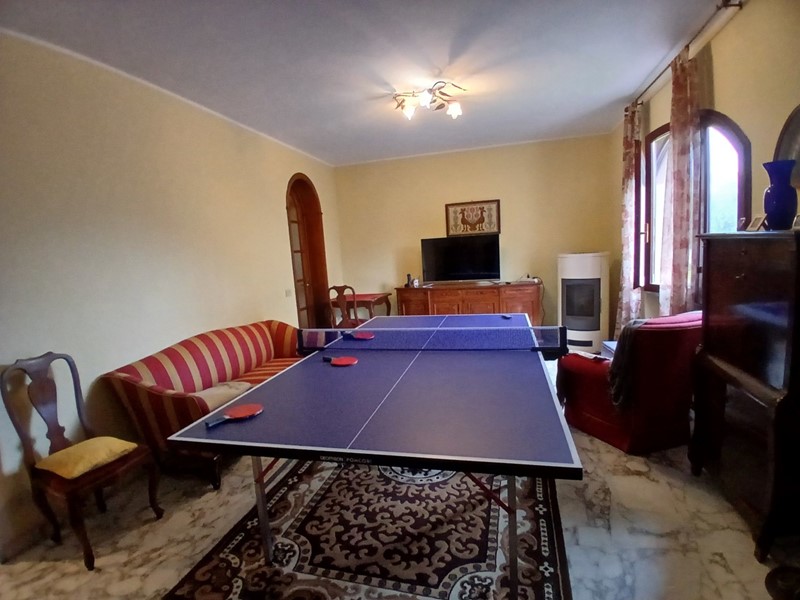 Casa Indipendente in Vendita a Lucca, zona santa maria a colle, 360'000&euro;, 180 m²