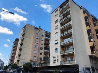 Trilocale in Vendita a Roma, zona Tiburtina, 280'000€, 91 m²