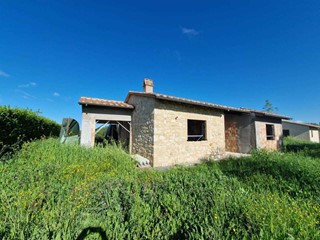 Casa Indipendente in Vendita a Amelia, 180'000€, 190 m²