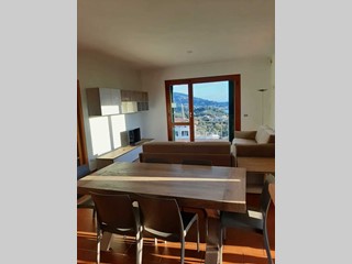 Appartamento in Affitto a Lerici, 200 m², arredato