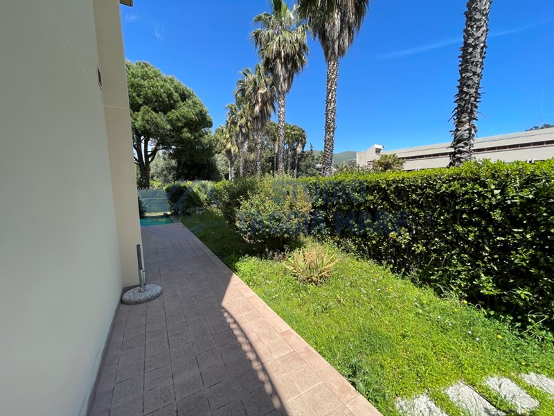 Trilocale in Vendita a Taggia, zona Arma Di Taggia, 320'000€, 60 m²