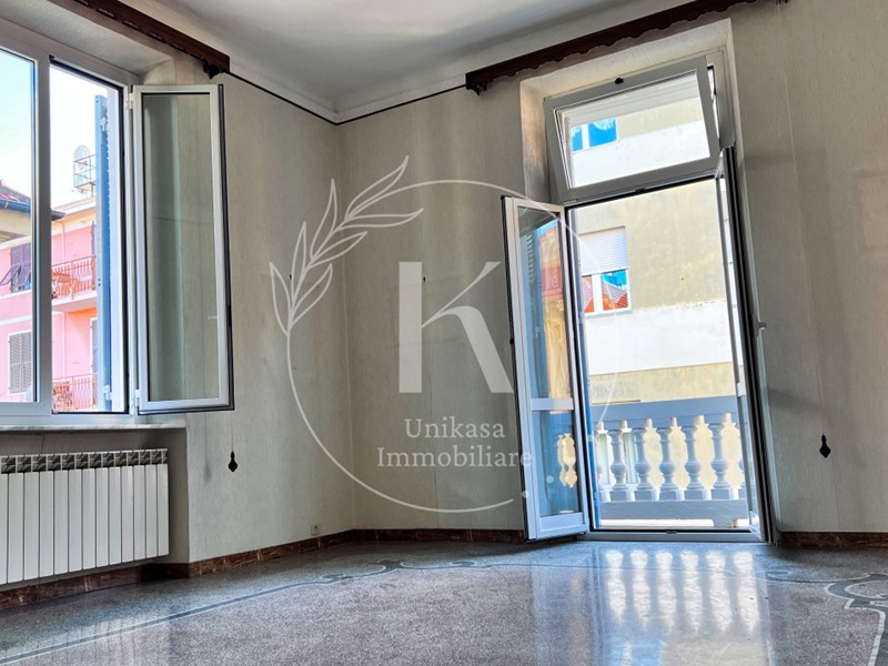 Quadrilocale in Vendita a Vado Ligure, 199'000€, 91 m²