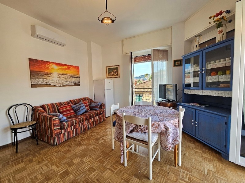 Quadrilocale in Vendita a Diano Marina, 105 m²