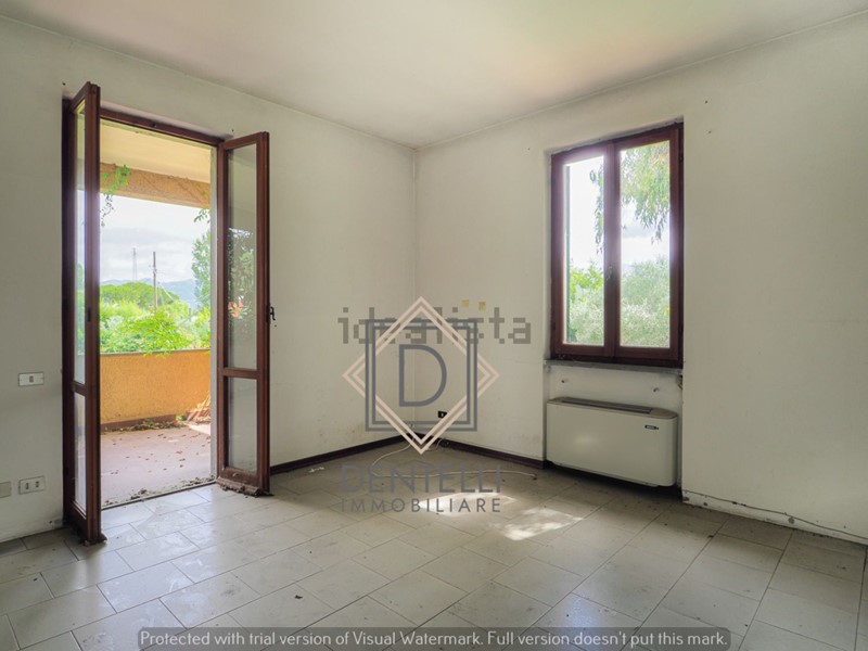 Casa Semi Indipendente in Vendita a Ameglia, zona Fiumaretta, 198'000&euro;, 110 m², con Box