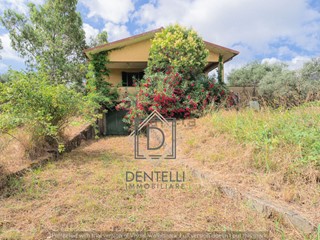 Quadrilocale in Vendita a Ameglia, zona Fiumaretta, 198'000€, 110 m², con Box