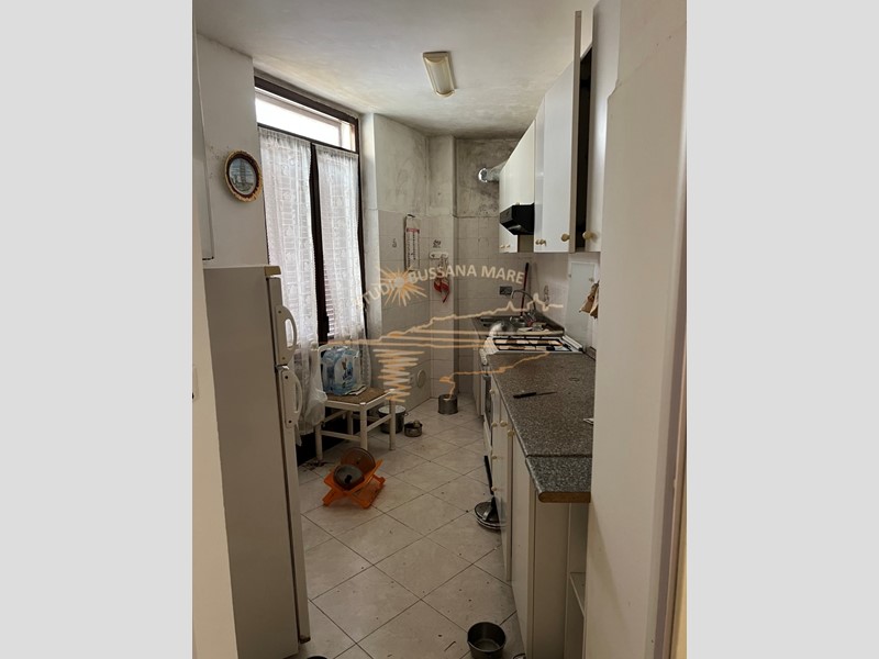 Trilocale in Vendita a Sanremo, 85'000€, 70 m²