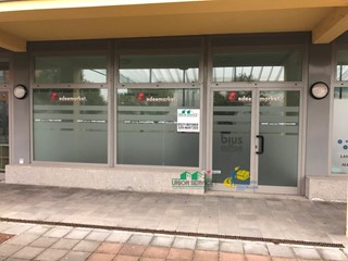 Immobile commerciale in Vendita a Collecchio, 120'000€, 72 m²