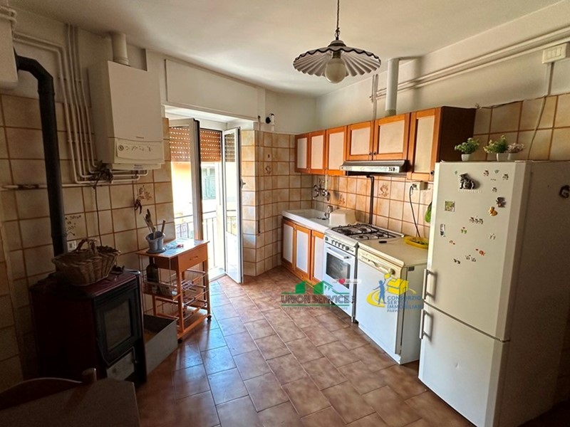Casa Semi Indipendente in Vendita a Brugnato, 115'000€, 104 m², arredato, con Box