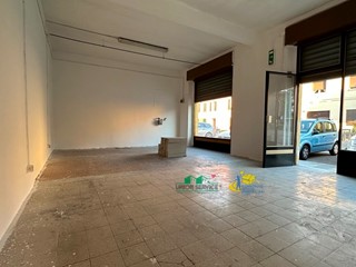 Immobile commerciale in Affitto a Collecchio, zona Gaiano, 550€, 50 m²