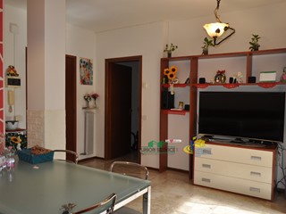 Trilocale in Vendita a Medesano, 79'000&euro;, 75 m²