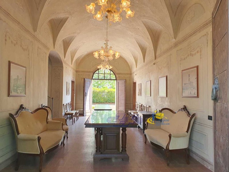 Casa Semi Indipendente in Vendita a Langhirano, 465'000&euro;, 698 m²