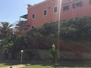 Attività commerciale in Vendita a Carloforte, 80'182€, 523 m²