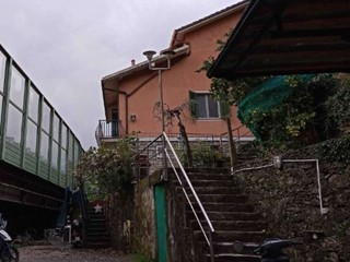 Appartamento in Vendita a Zoagli, 69'855€, 106 m²