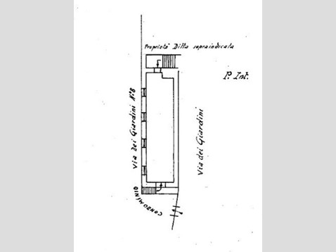 Capannone in Vendita a Genova, 9'243€, 65 m²
