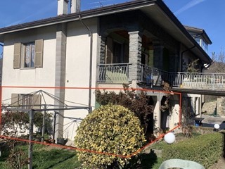 Appartamento in Vendita a Zeri, zona Castoglio, 17'491€, 154 m², con Box