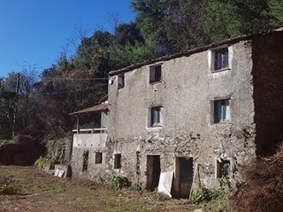 Casa Indipendente in Vendita a Varazze, 90'000€, 230 m²