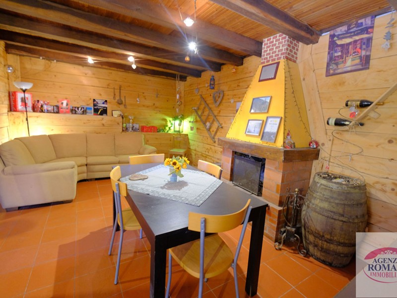 Casa Indipendente in Vendita a Pontinvrea, 135'000€, 130 m², arredato