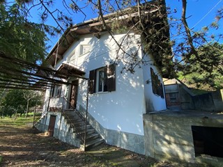 Casa Indipendente in Vendita a Ponzone, zona Toleto, 100'000€, 137 m²