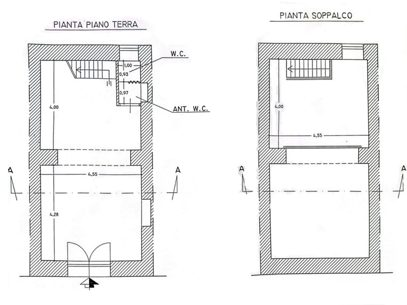 Immobile commerciale in Vendita a Siracusa, zona Ortigia-Umberto, 88'000&euro;, 60 m²