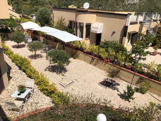 Villa in Vendita a Taormina, 1'700'000€, 700 m², arredato