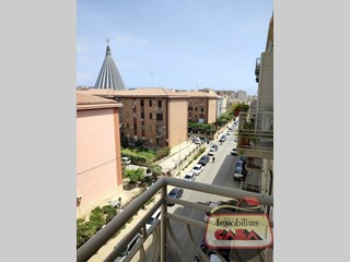 Appartamento in Vendita a Siracusa, zona Adda-Gelone, 145'000&euro;, 120 m²