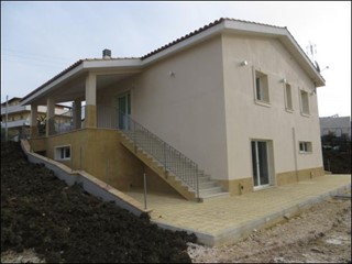 Villa in Vendita a Siracusa, zona Circuito-Ciane-Pantanelli, 380'000&euro;, 210 m²