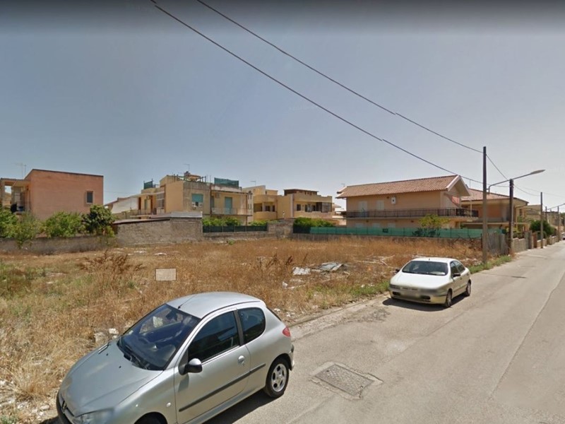 Terreno industriale in Vendita a Siracusa, zona Villaggio Miano-Epipoli, 150'000€, 1000 m²