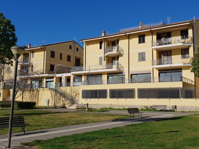 Bilocale in Vendita a Canicattini Bagni, zona CittÃ, 42'000€, 64 m²