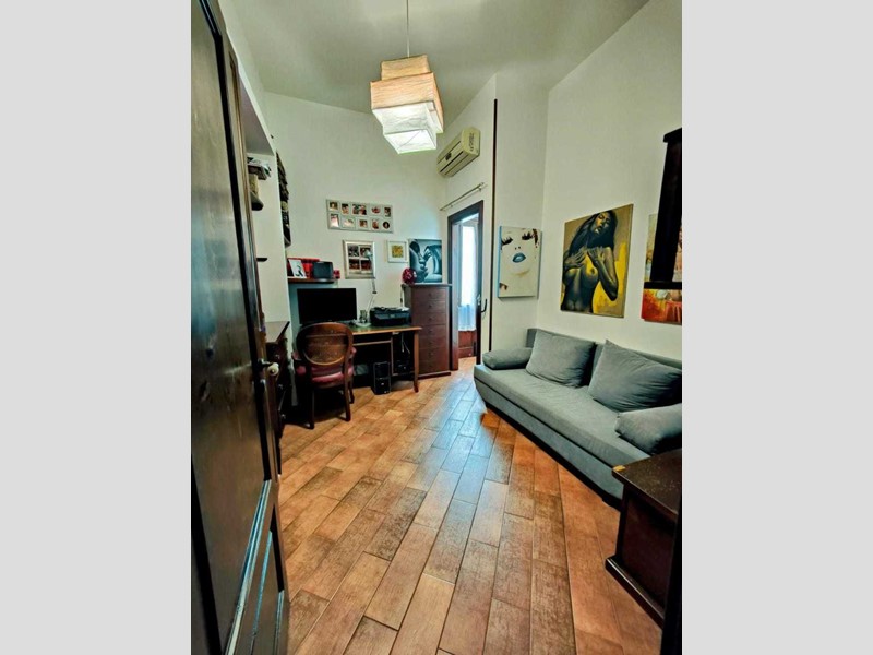 Appartamento in Vendita a Siracusa, zona Ortigia-Umberto, 360'000&euro;, 120 m²