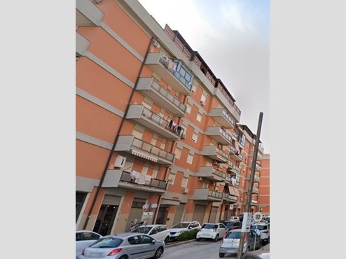 Immobile commerciale in Vendita a Siracusa, 500'000&euro;, 489 m²