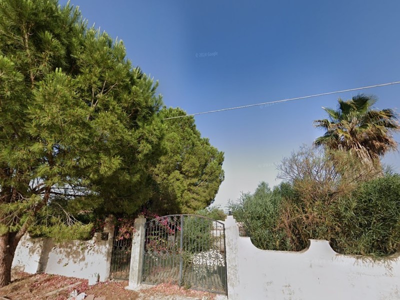 Terreno industriale in Vendita a Siracusa, zona Plemmirio-Arenella-Fanusa, 70'000€, 1400 m²