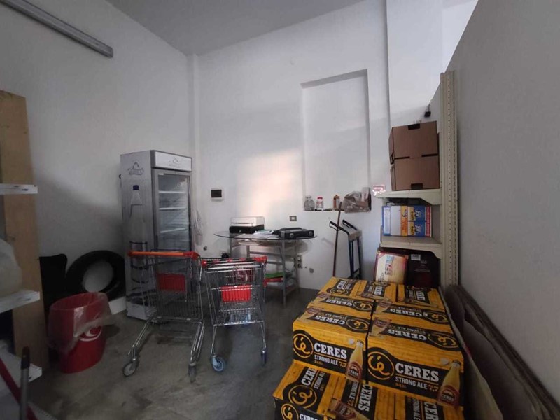 Immobile commerciale in Vendita a Siracusa, zona Tica-Tisia, 155'000&euro;, 85 m²
