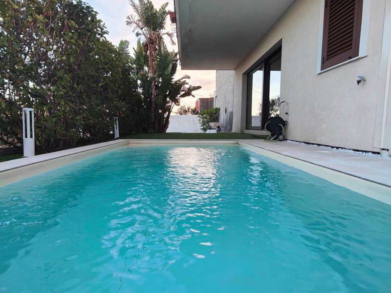 Villa in Vendita a Taormina, 690'000€, 250 m²