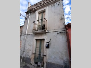 Casa Indipendente in Vendita a Palazzolo Acreide, 19'000€, 50 m²